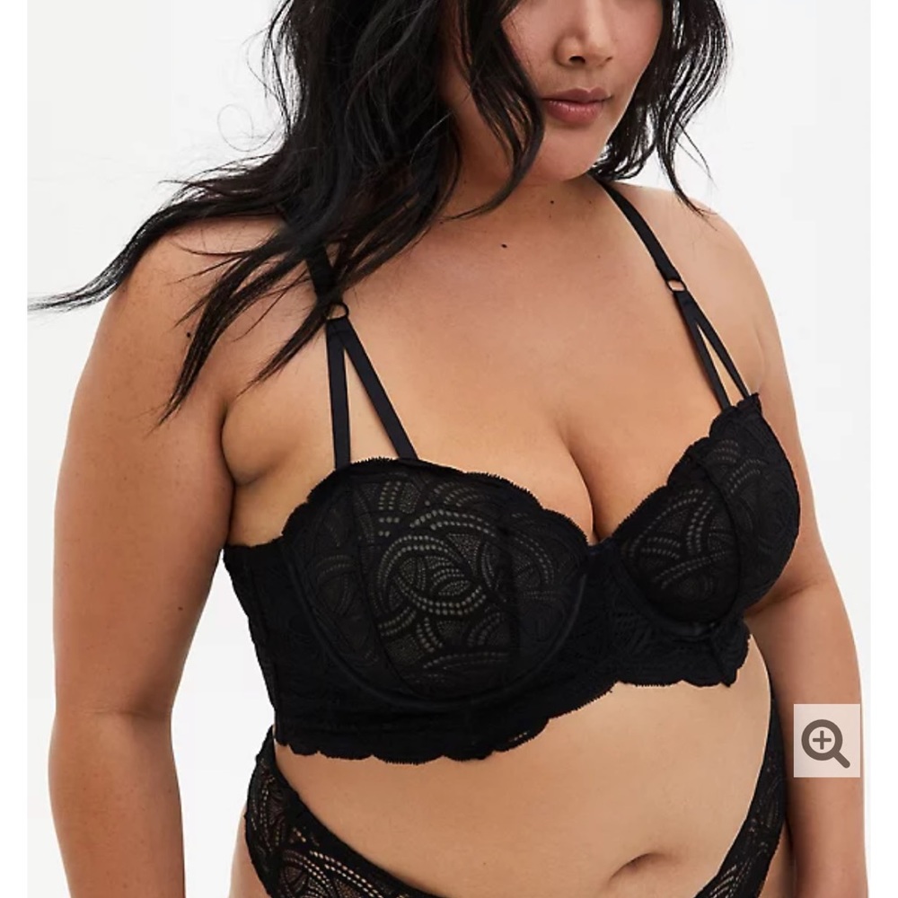 TORRID | BLACK LACE UNDERWIRE LONGLINE BRALETTE